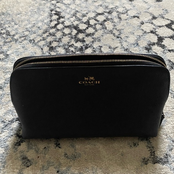 Coach Handbags - COACH Leather Cosmetic Case